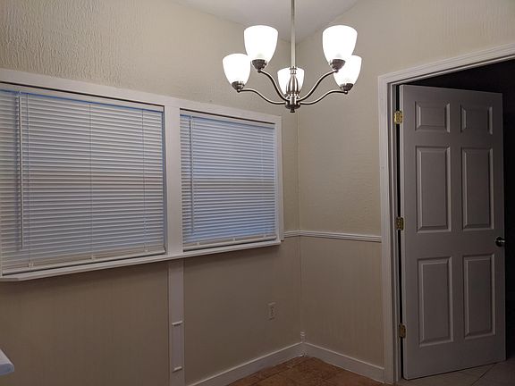 Dining area 5008 School LOL