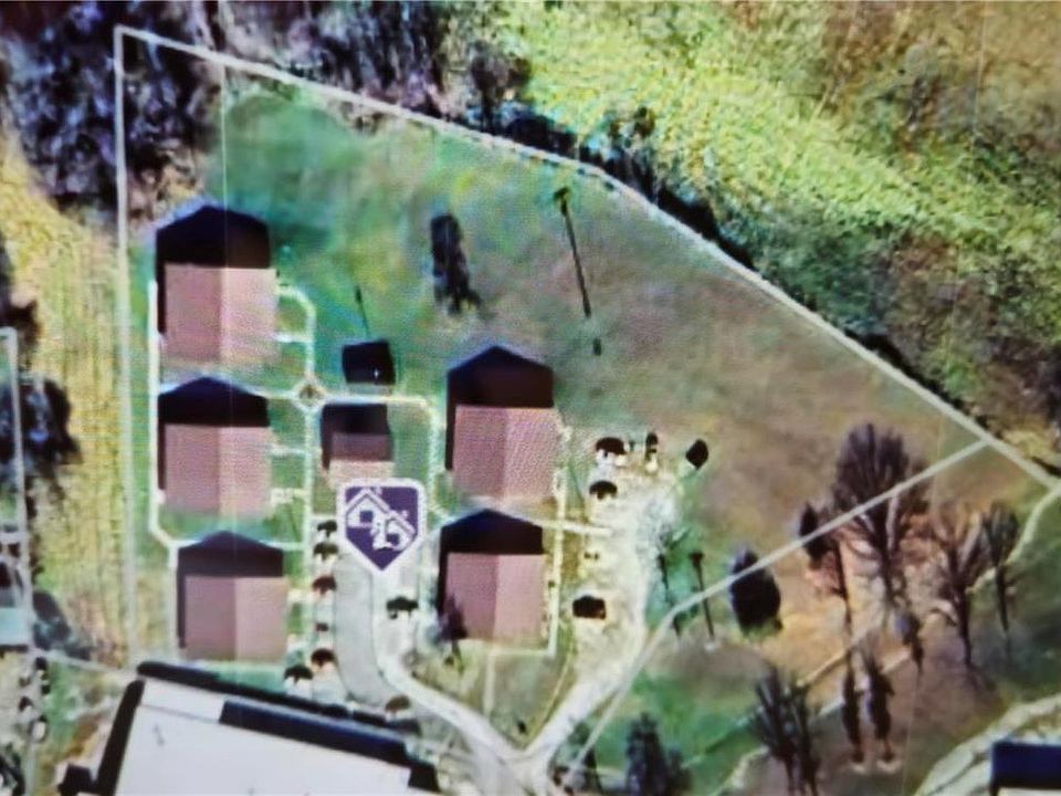 2nd image of 135 Highway 72 E