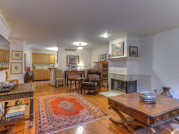 4th image of 614 Central Ave APT 4