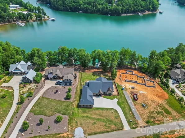 95 Linville View Dr, Nebo, NC 28761