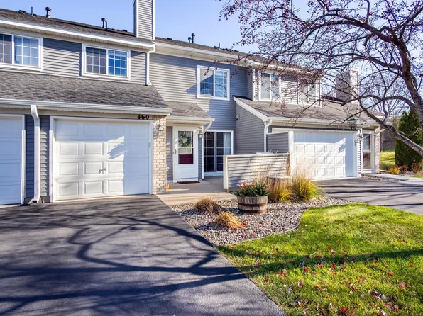 460 Heartland Ct, Chanhassen, MN 55317