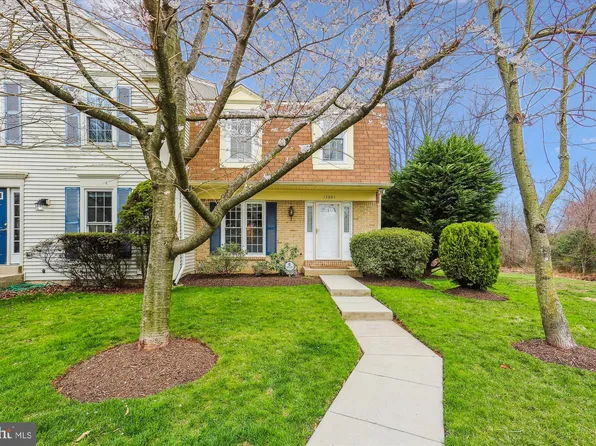 17001 Catalpa Ct, Derwood, MD 20855
