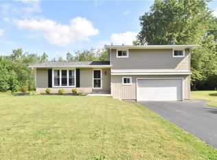 4601 Morningside Dr, Eden, NY 14057