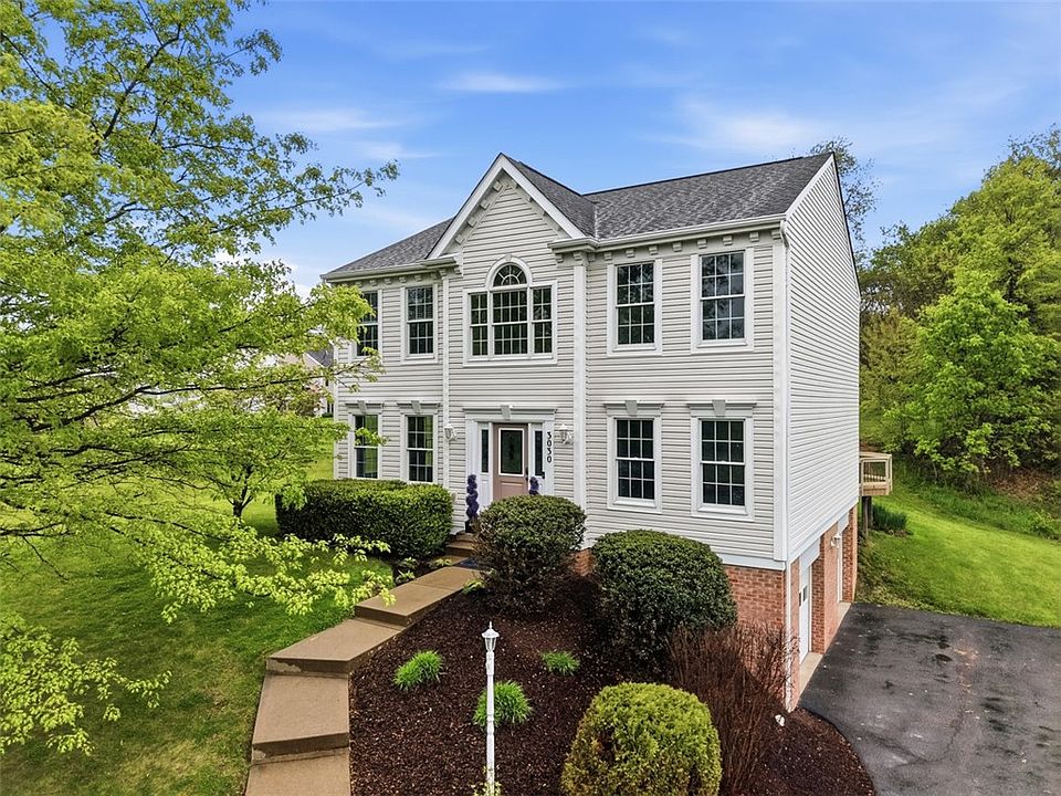 1st image of 3030 Willowbrook Dr