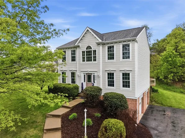 3030 Willowbrook Dr, Bridgeville, PA 15017