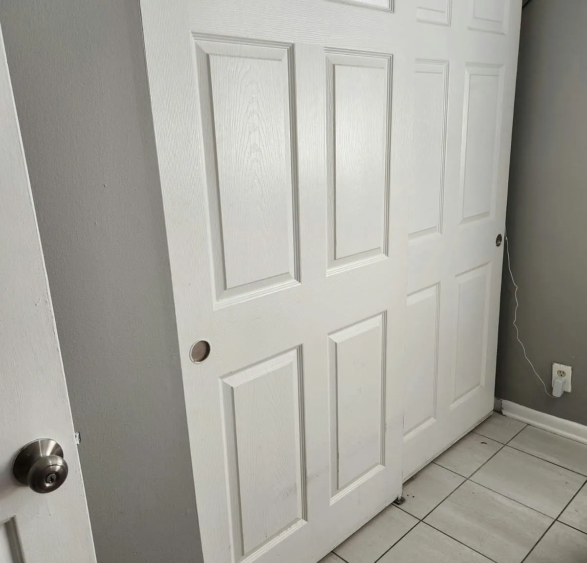 1036 West 18th Street , Unit 4 - Bedroom — Photo 2