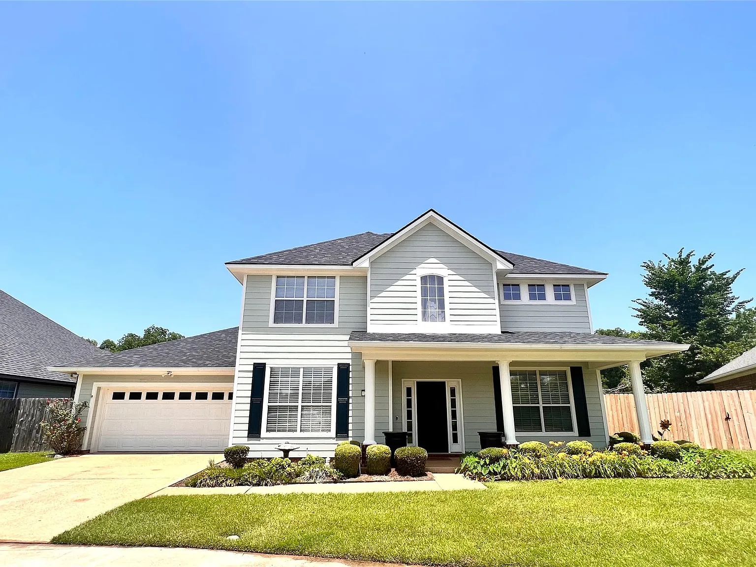 4 bed, 2777 sqft, $2,850 — Photo 3