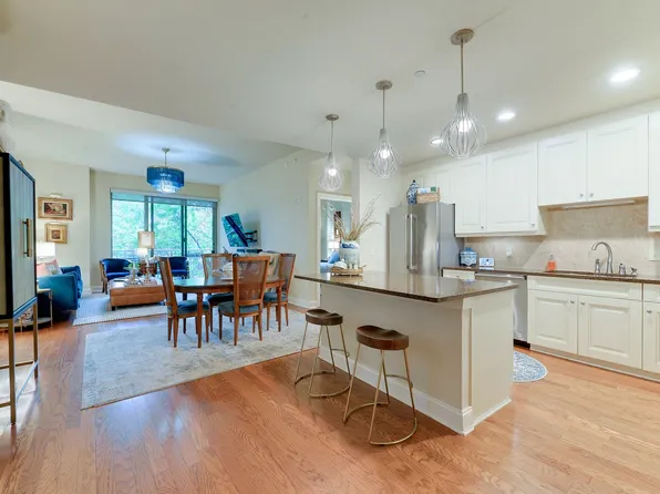 701 Royal Ct, Charlotte, NC