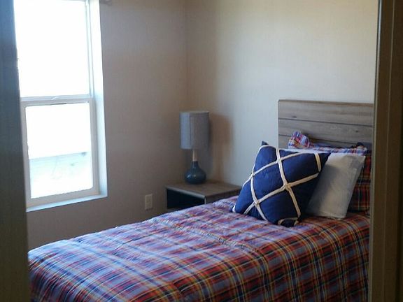 3rd image of 507 13th St N APT 502