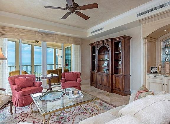 3rd image of 4501 Gulf Shore Blvd N APT 1001