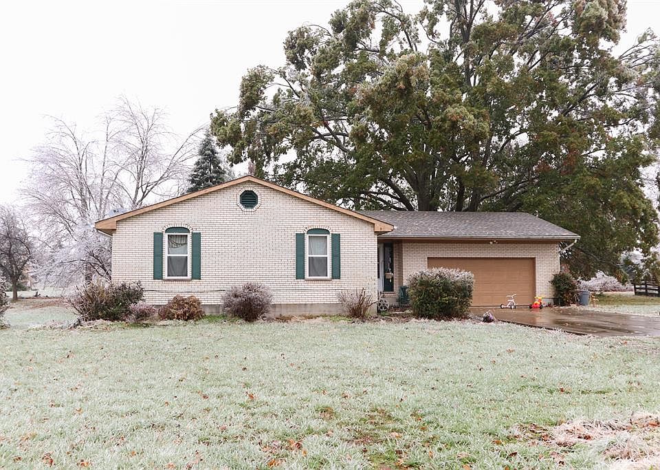 1st image of 25606 Brightleaf Dr