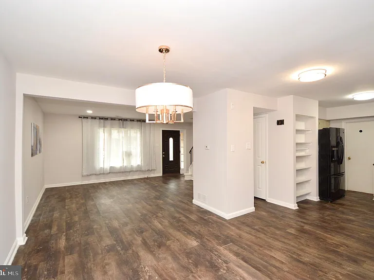 1711 Brentwood Pl — Photo 4
