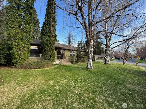 1865 Hillbrooke Drive, Walla Walla, WA 99362