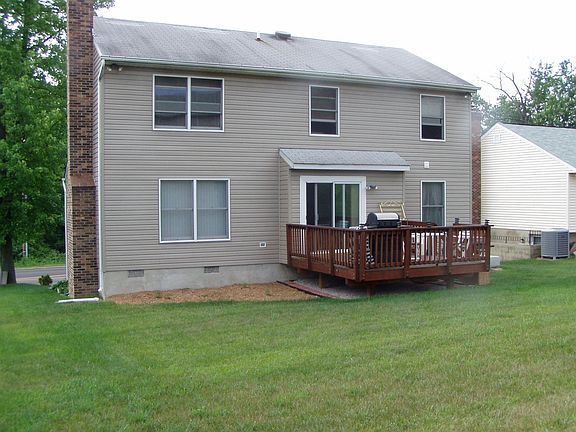 Rear - 12x12 deck