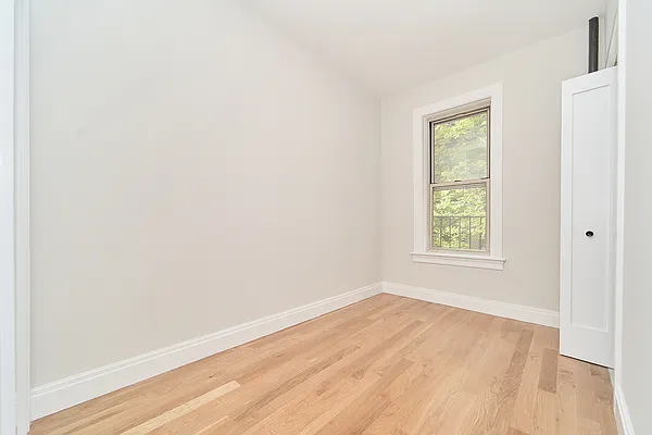 Rented by Living New York | media 11