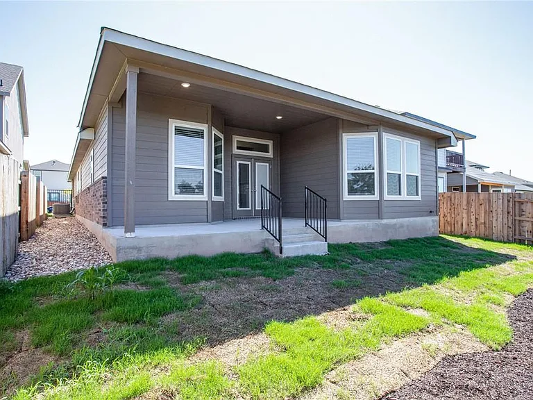 608 Saturnia Dr — Photo 25