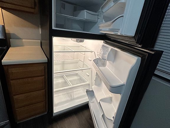 4th image of 448 N Hills Rd #3