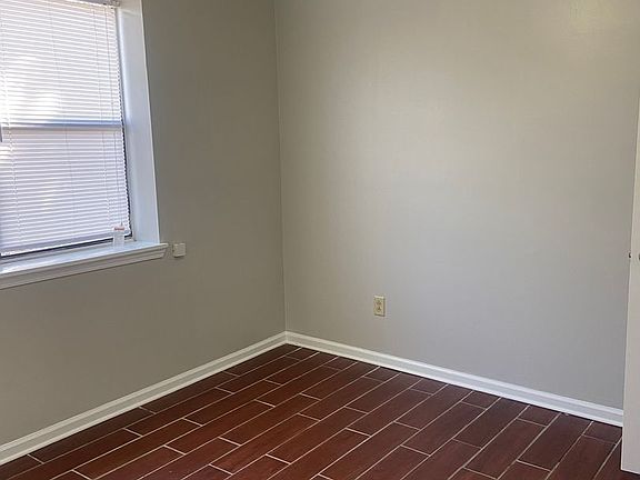 4th image of 2512 Vera Cruz Dr