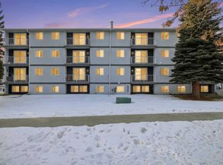 5601 NE Dalton Dr NW #301C, Calgary, AB T3A 2E2
