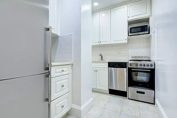 Rented by Argo Residential | media 15