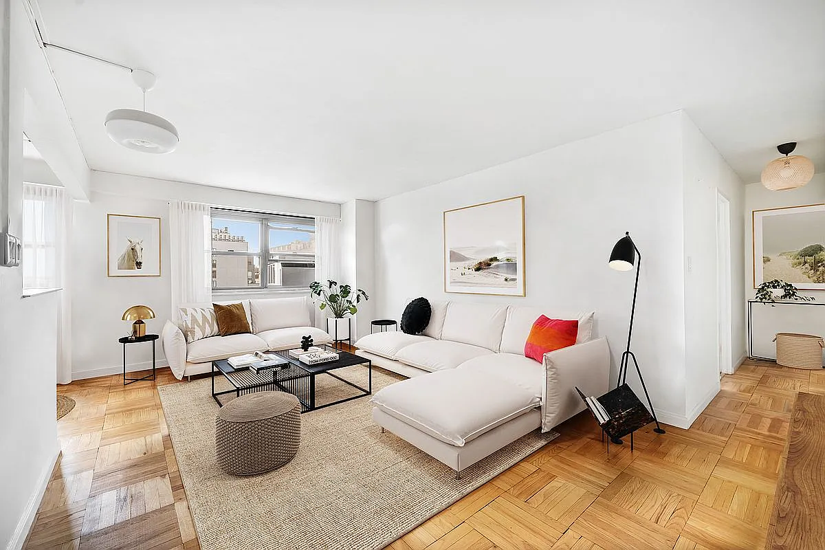 195 Adams St APT 12E photo 1