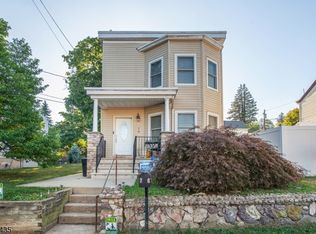 76 Mohawk Ave, Hawthorne, NJ 07506