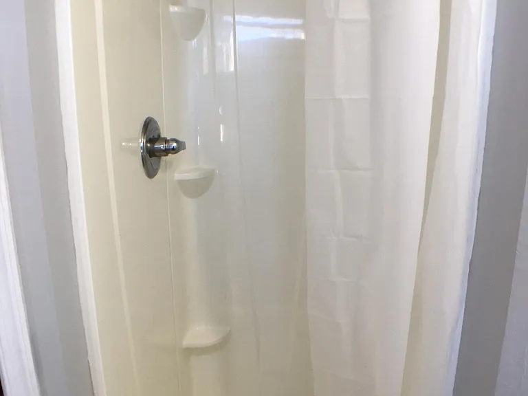 218 S 43rd St #3R — Photo 13