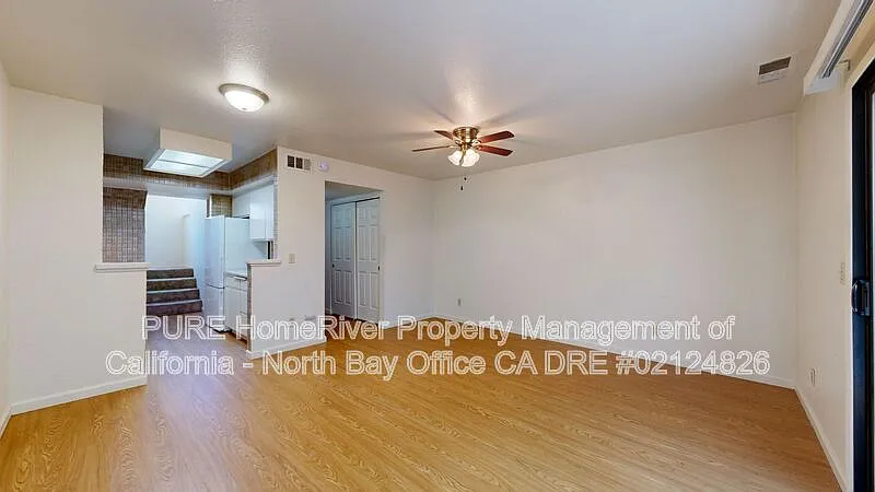 2 bed, 1.5 bath, 966 sqft, $2,350 — Photo 3