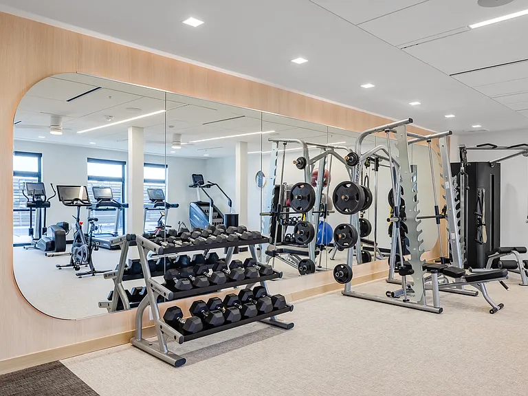 24/7 Fitness Room