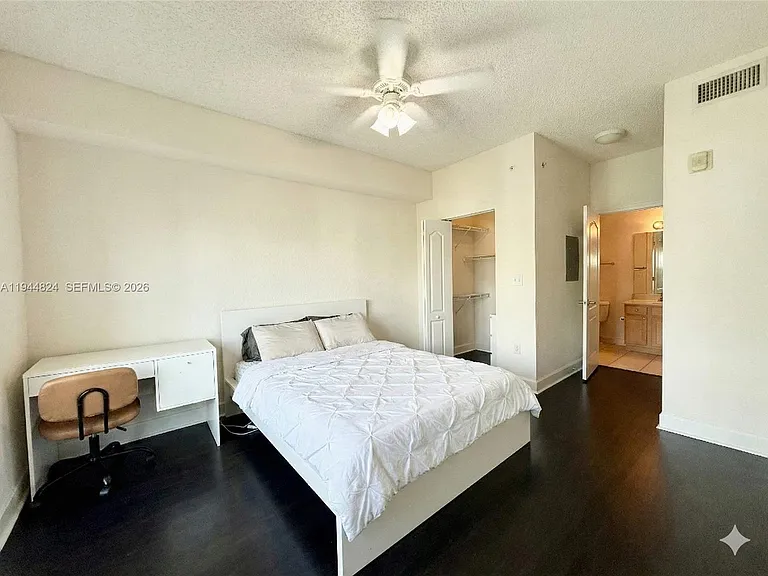 6001 SW 70th St #612 — Photo 16