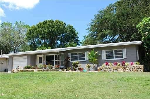 2nd image of 1368 Stratford Dr