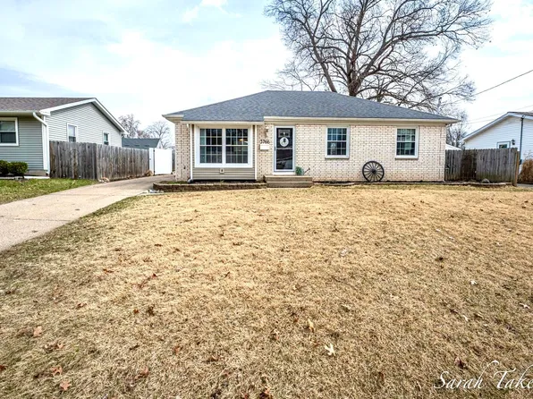 3766 Parkland Ave SW, Wyoming, MI 49509