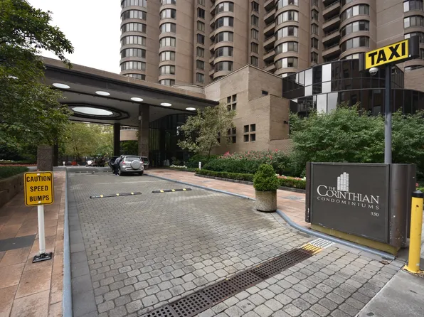 330 East 38th Street image 15 of 27