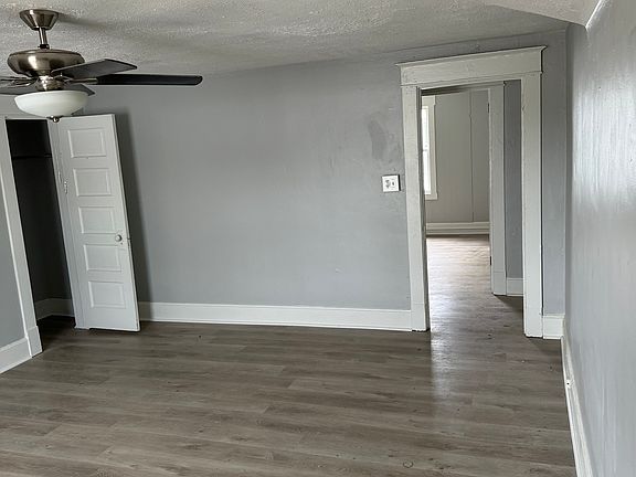 3rd image of 1704 Yankee Rd