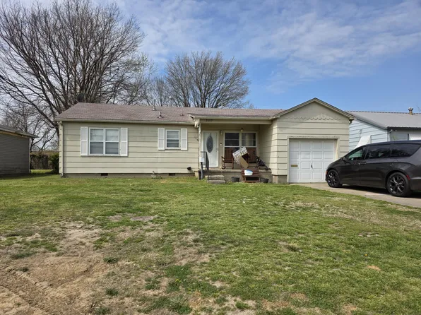 2009 B St NE, Miami, OK 74354