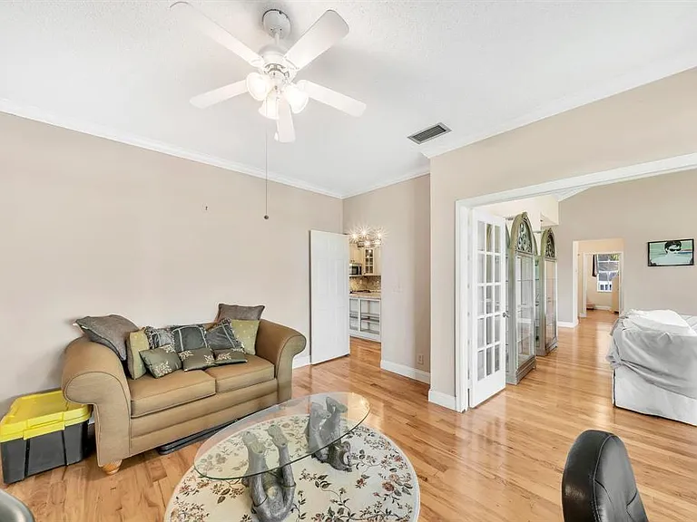 7644 Elmridge Dr — Photo 43