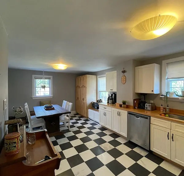 2 W Summerfield Ave — Photo 5
