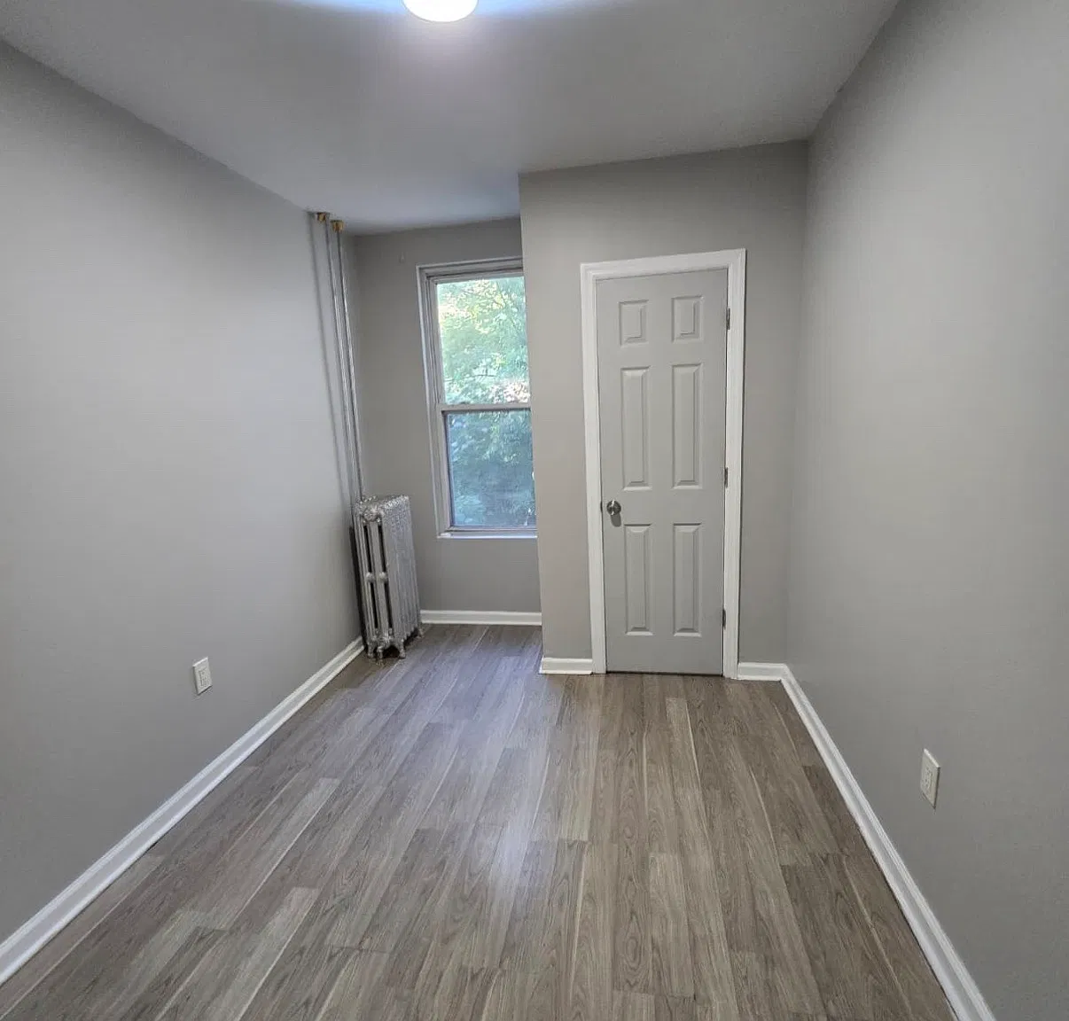 3 bed, 1000 sqft, $2,500 — Photo 4