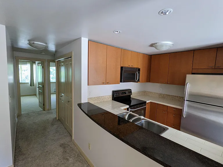 8248 126th Ave NE #C305 — Photo 14