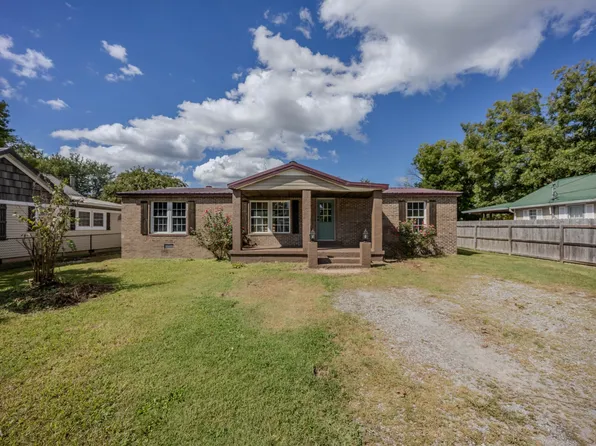 509 E Grizzard St, Tullahoma, TN 37388