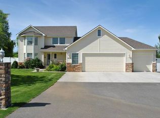 97606 E Brandon Dr, Kennewick, WA 99338