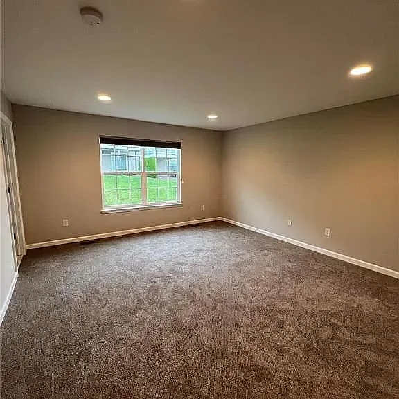 4147 Yorktown Rd — Photo 6