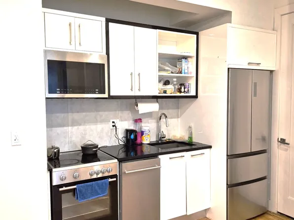 1631 Pacific Street image 1 of 18