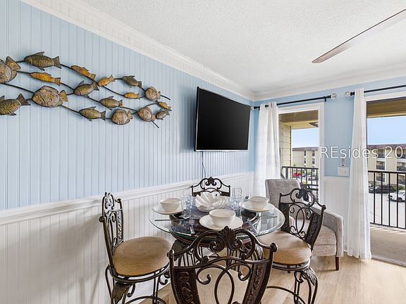 5th image of 40 Folly Field Rd APT B355