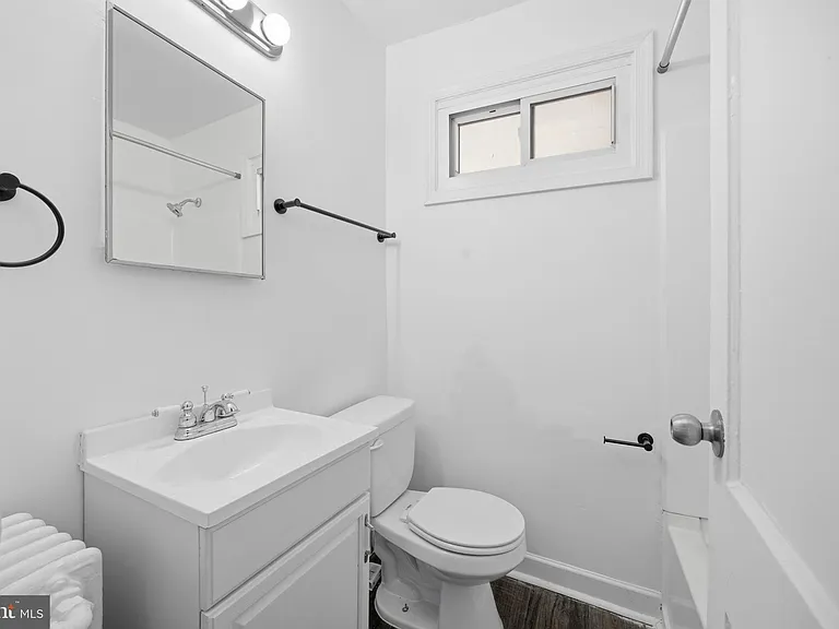 905 19th St NE #3 — Photo 7