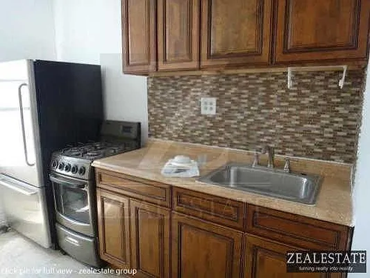 Rented by ZealEstate Group Inc | media 20