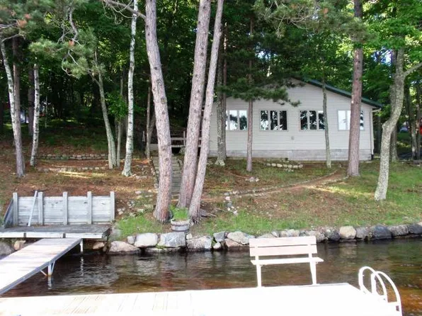 1069 Hollister Woods Rd, Eagle River, WI 54521