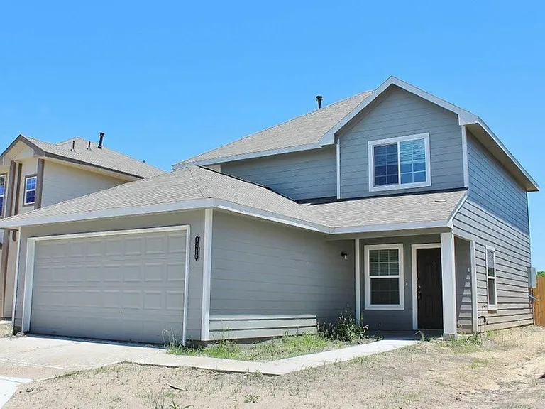5450 Quail Cove Ln — Photo 3