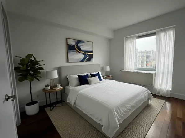 229 North 8th Street image 4 of 11