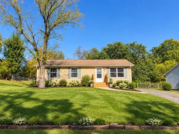 1410 Northridge Dr, Fredericksburg, VA 22405